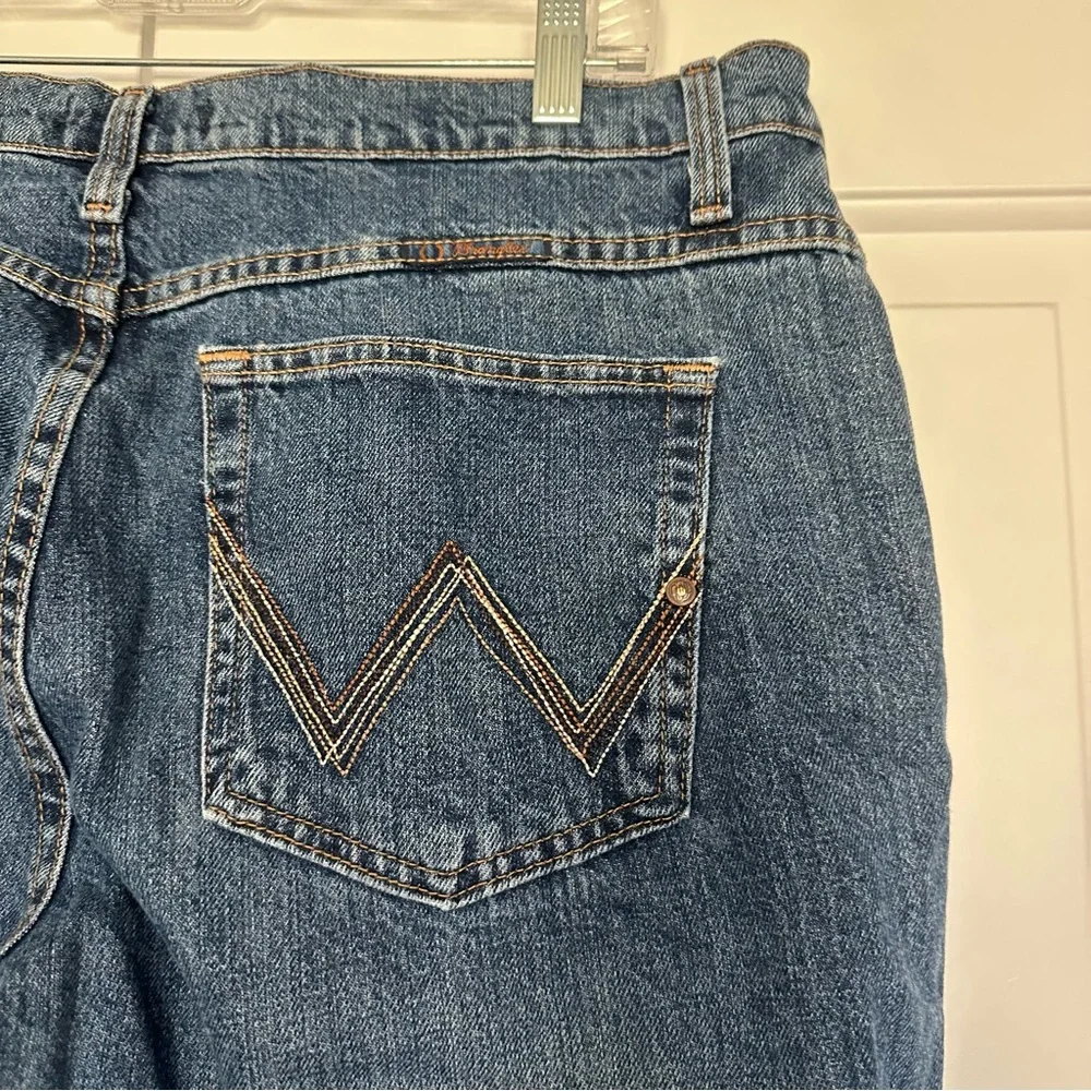 Wrangler Cash Waist Bootcut Blue Riding Jeans Womens Sz 15/16 × 34 Cowgirl Cut - Picture 3 of 10